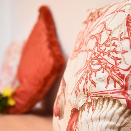 Jessies Guest House Seychelles ボー・ヴァロン エクステリア 写真
